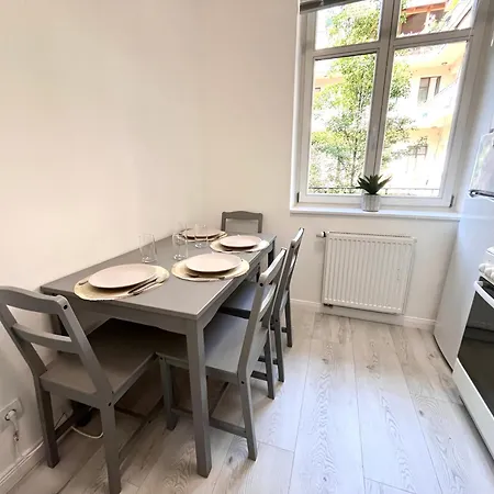 Cozy Convenient Center *