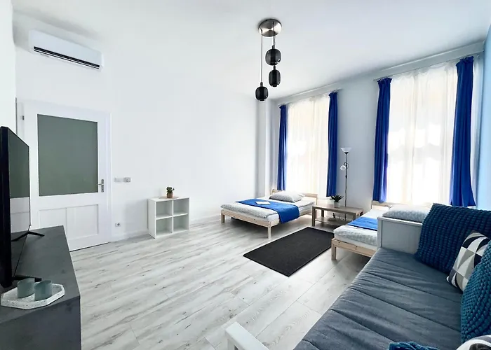 Cozy Convenient Center Apartament *